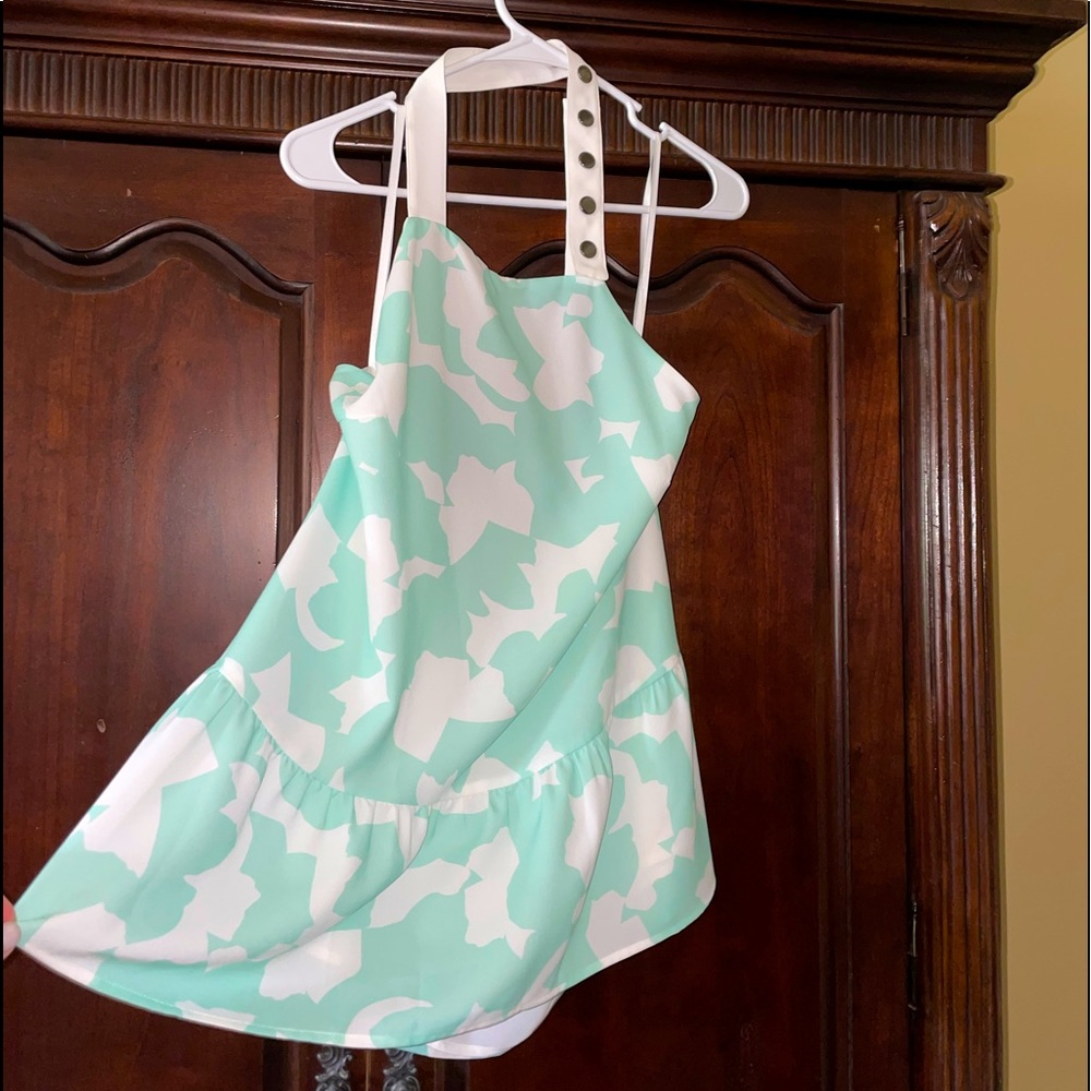 CROSBY by Mollie Burch dressy/going out top. Mint green and white. Size Medium